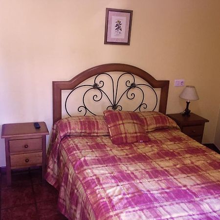 Hostal Bar Stop Otel Velilla del Rio Carrion Dış mekan fotoğraf