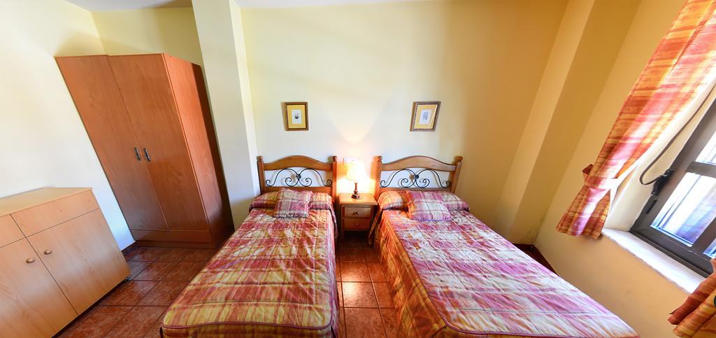 Hostal Bar Stop Otel Velilla del Rio Carrion Dış mekan fotoğraf