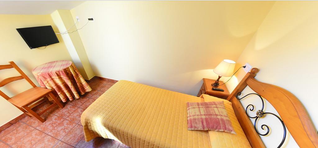 Hostal Bar Stop Otel Velilla del Rio Carrion Dış mekan fotoğraf