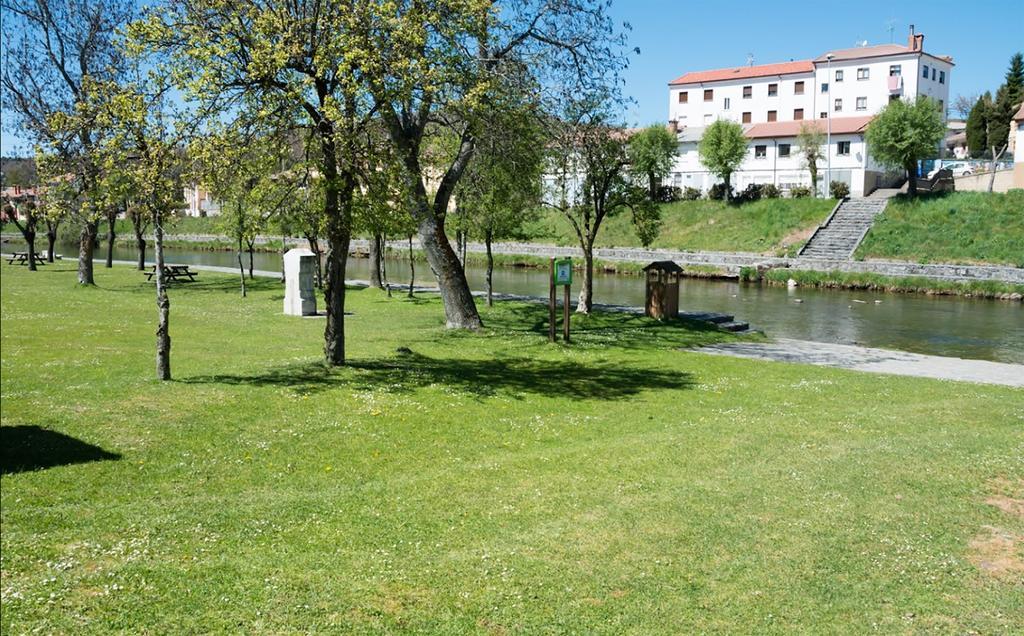 Hostal Bar Stop Otel Velilla del Rio Carrion Dış mekan fotoğraf